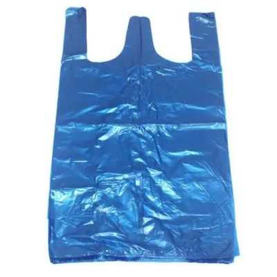 OEM สไตล์เสื้อสีฟ้า กระเป๋าสะพายพลาสติก ความหนา 0.03 มม กระเป๋าสะพายพลาสติกขนาดใหญ่